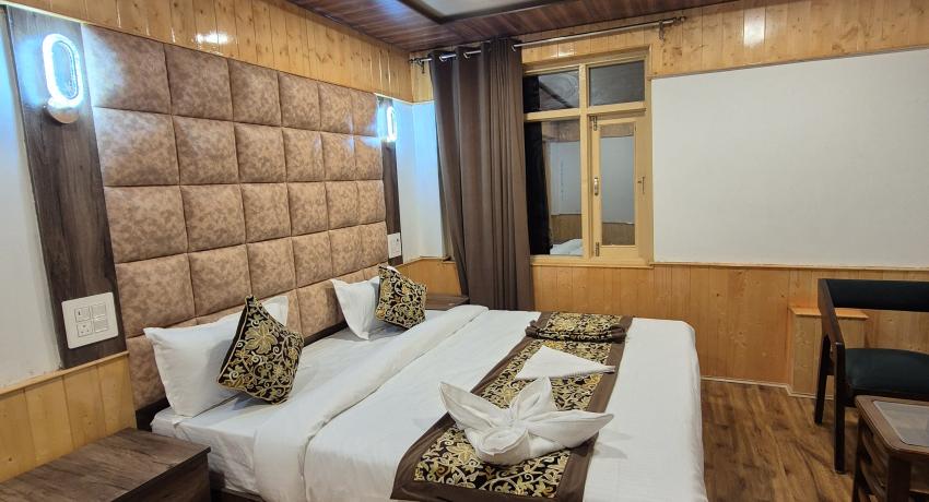 Premium Room